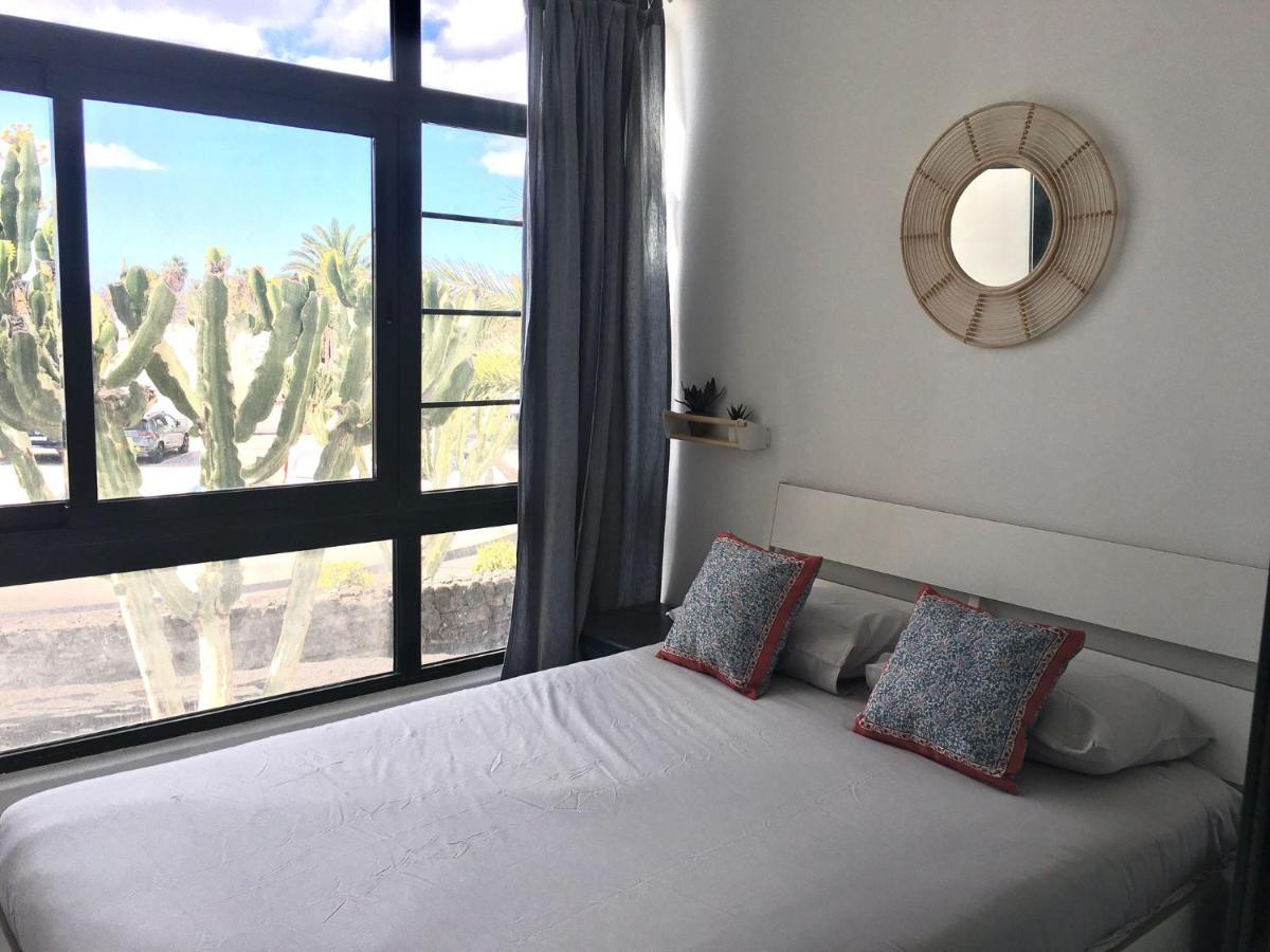 Cozzy Apartment Con Vista Al Mar กอสตา เตกีสเซ ภายนอก รูปภาพ
